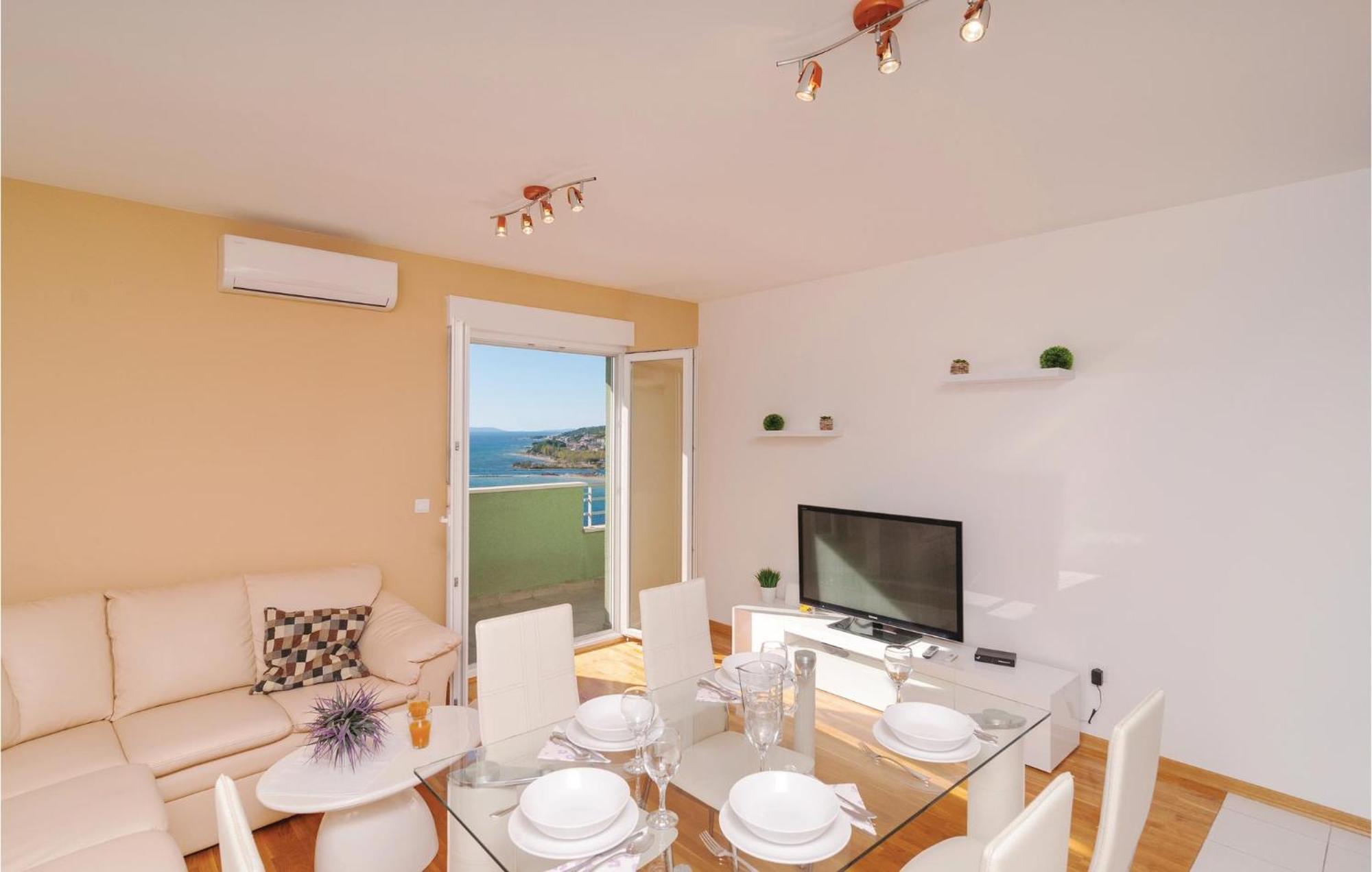 Nice Apartment In Omis With House Sea View Екстер'єр фото