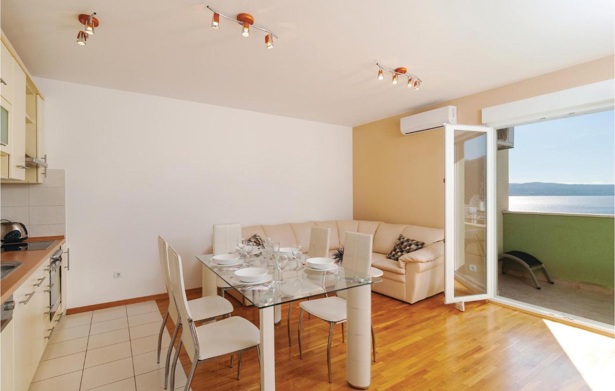 Nice Apartment In Omis With House Sea View Екстер'єр фото