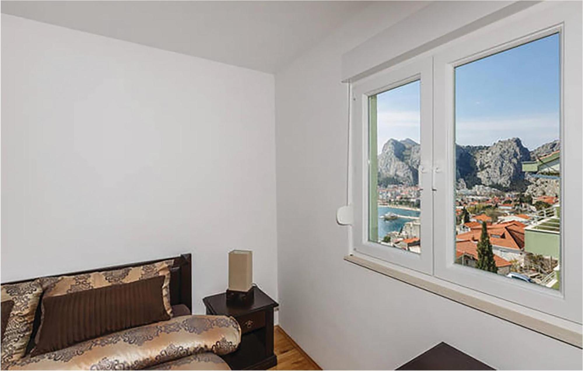 Nice Apartment In Omis With House Sea View Екстер'єр фото